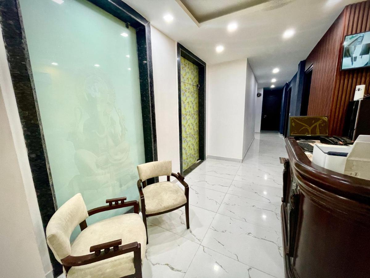 Lime Boutique B&B Gk-1 At Kailash Colony Metro , Greater Kailash Near Eros Hotel Nehru Place Neu-Delhi Exterior foto